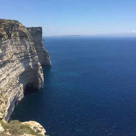 Newly Furnished Appt In Gozo Victoria