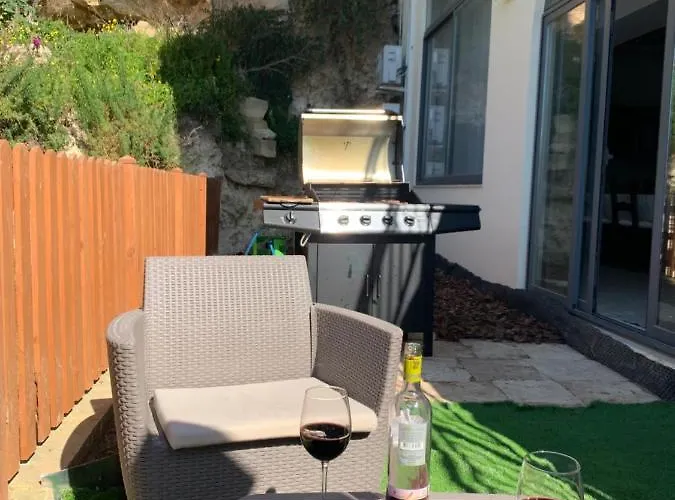 Newly Furnished Appt In Gozo Victoria